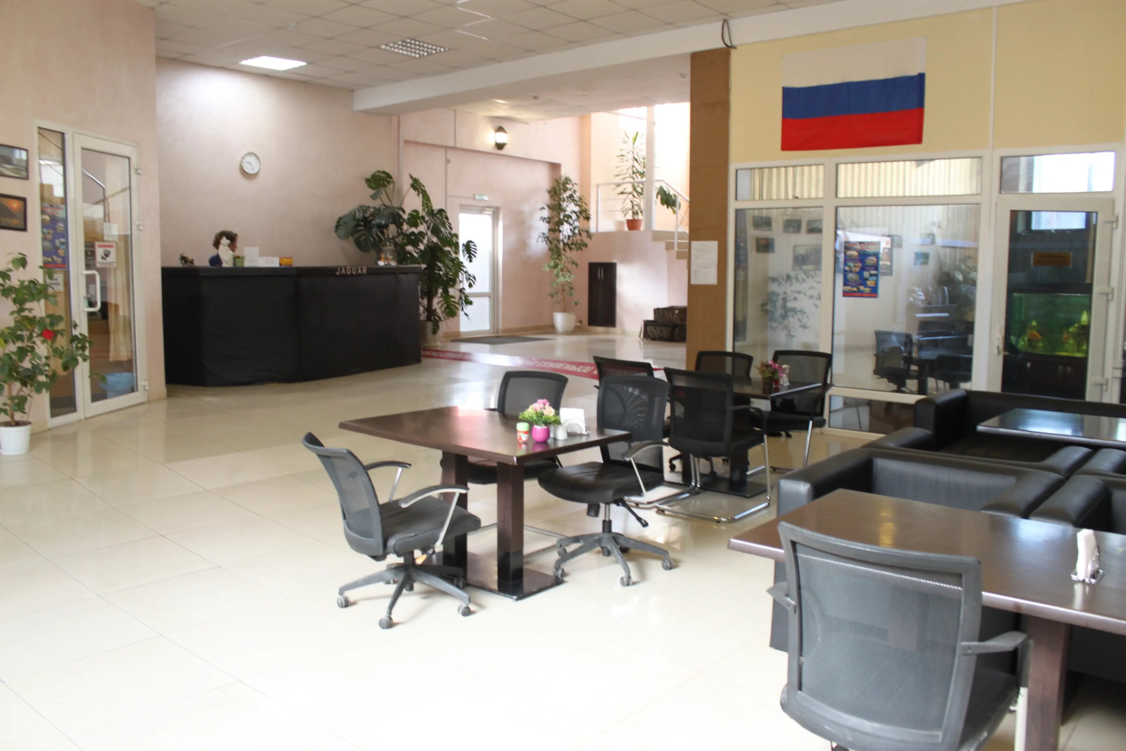 Отель Ягуар