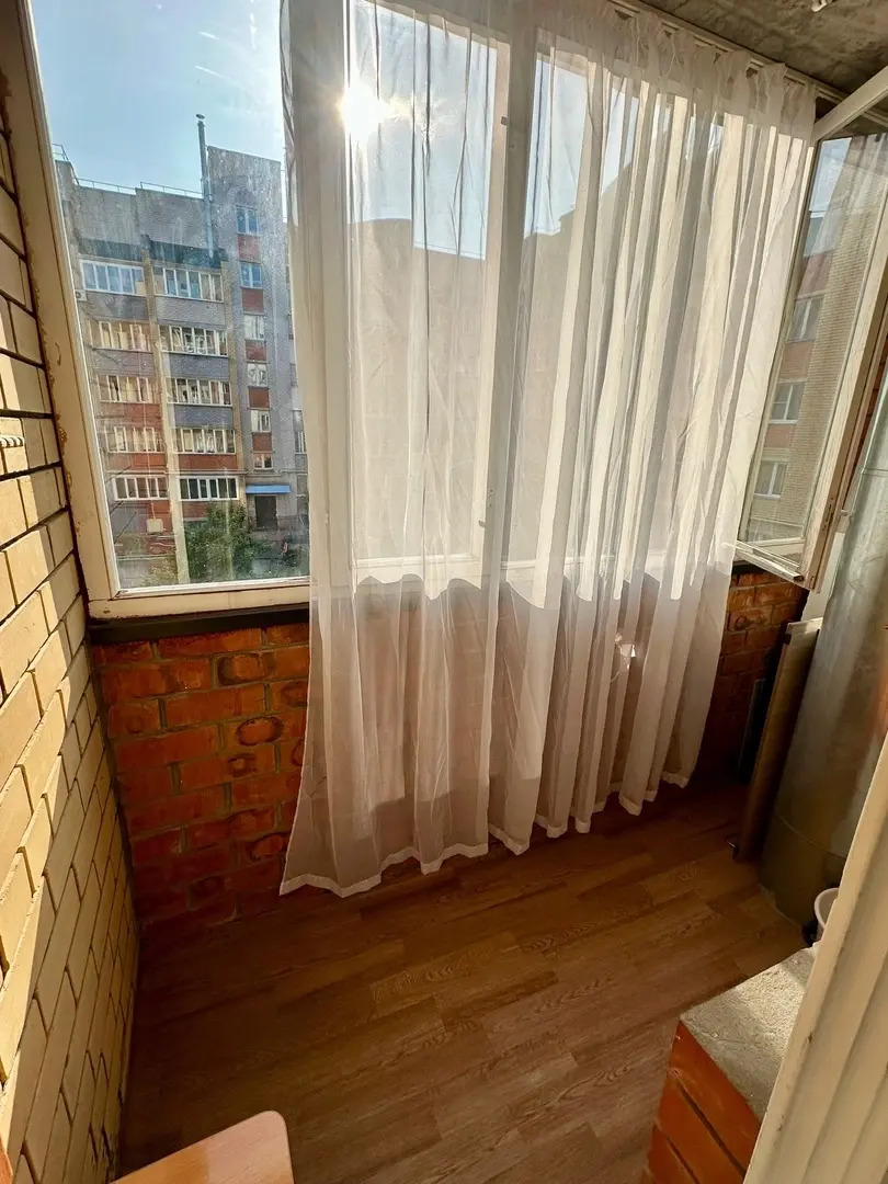 Квартира Большая 1-ка на Строителей 5