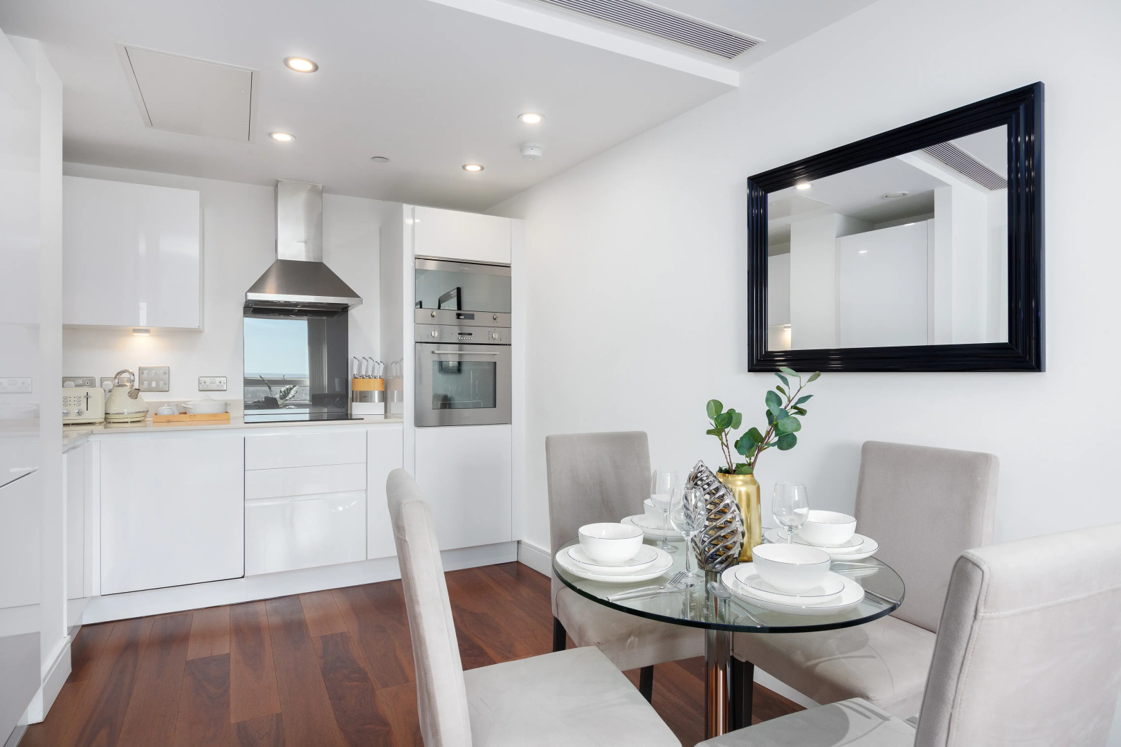 Апартаменты Lincoln Plaza