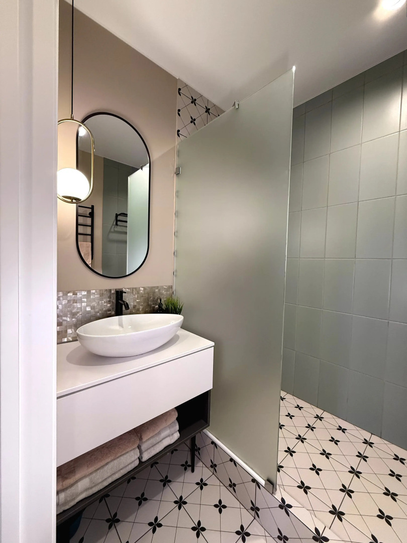 Апартаменты Новая Дизайнерская Квартира в Центре Костромы с 2 Спальнями