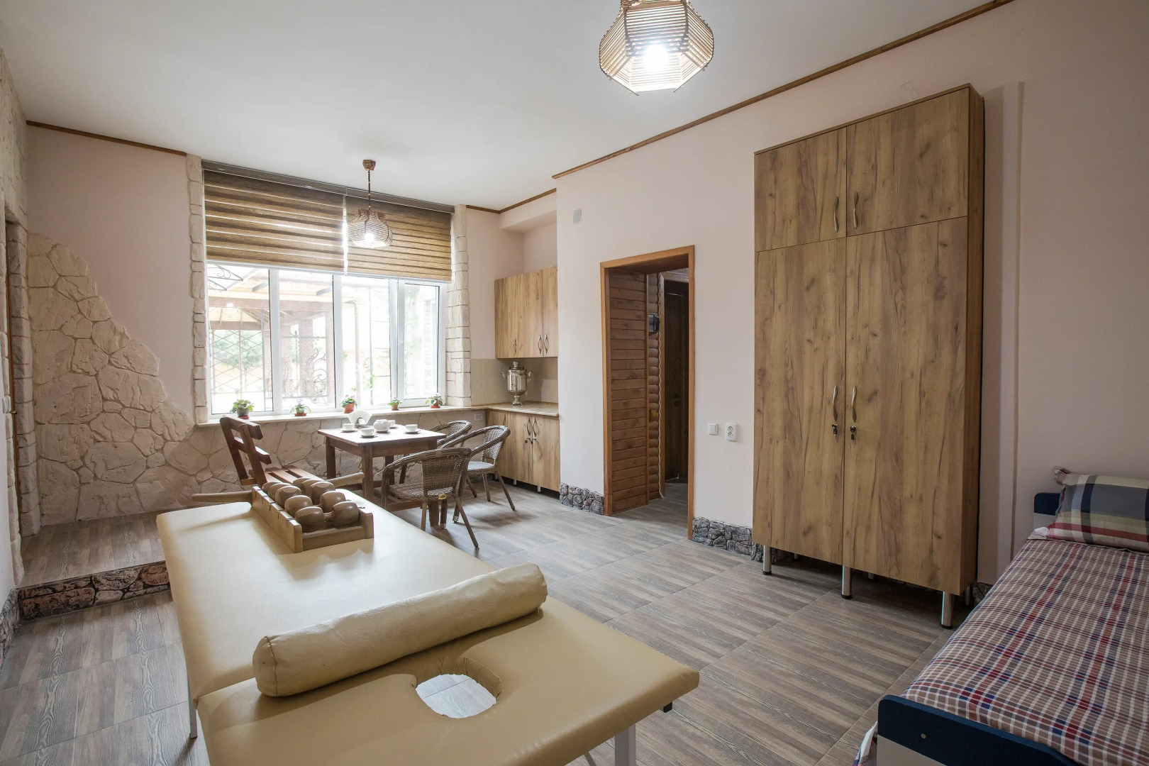 Pan Aziat Guest House