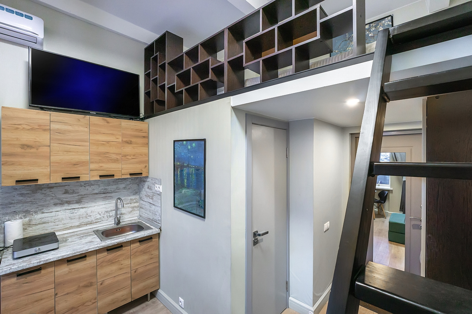 Апартаменты Светлая и Уютная Студия в Районе ВДНХ