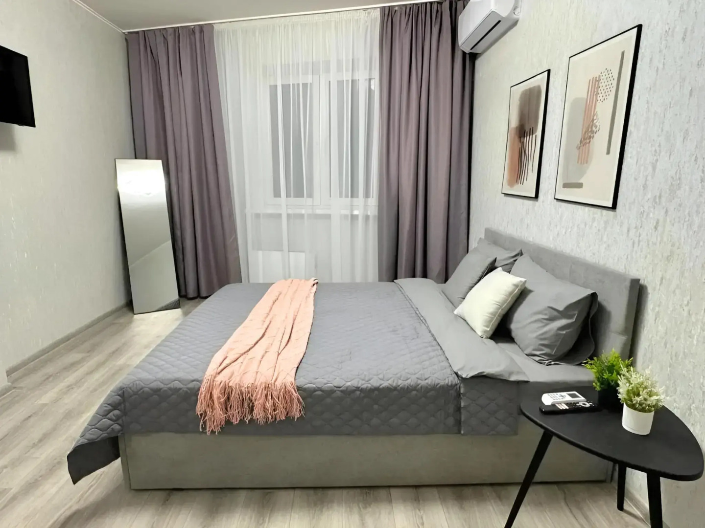 Квартира Уютная от ProКвартиры у Метро рядом с Центром на Декабристов 89В