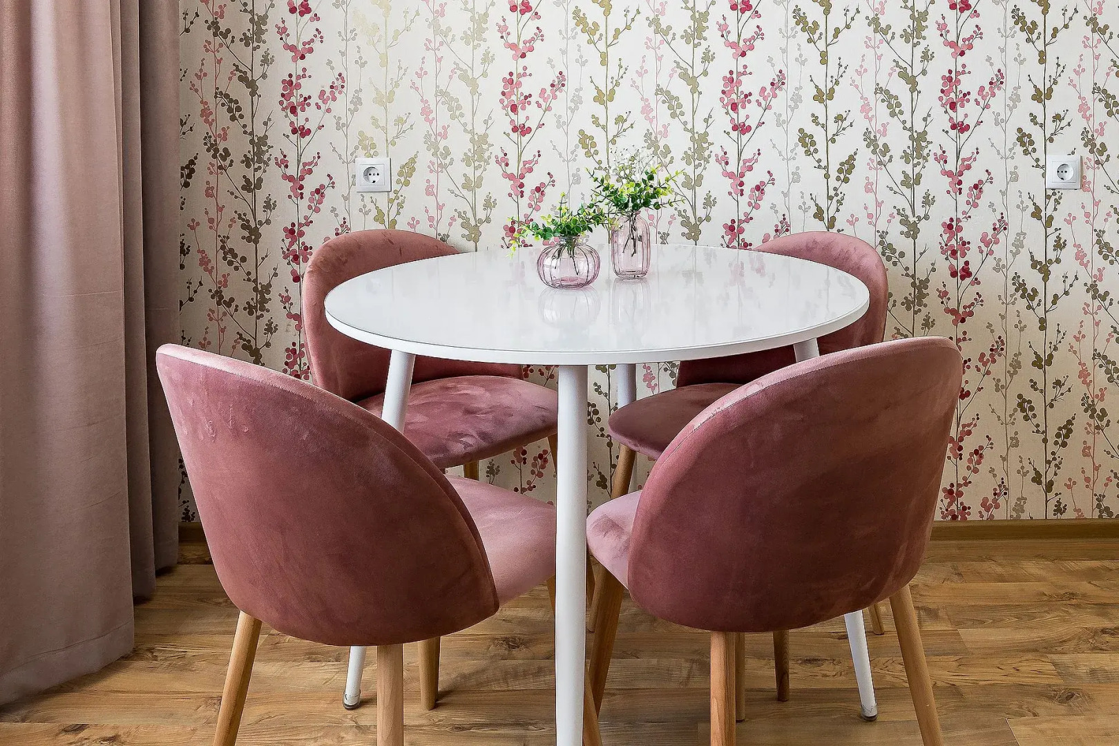 Апартаменты на Карла Маркса 62, с видом на Волгу. м.Стрелка. Сова-Дом