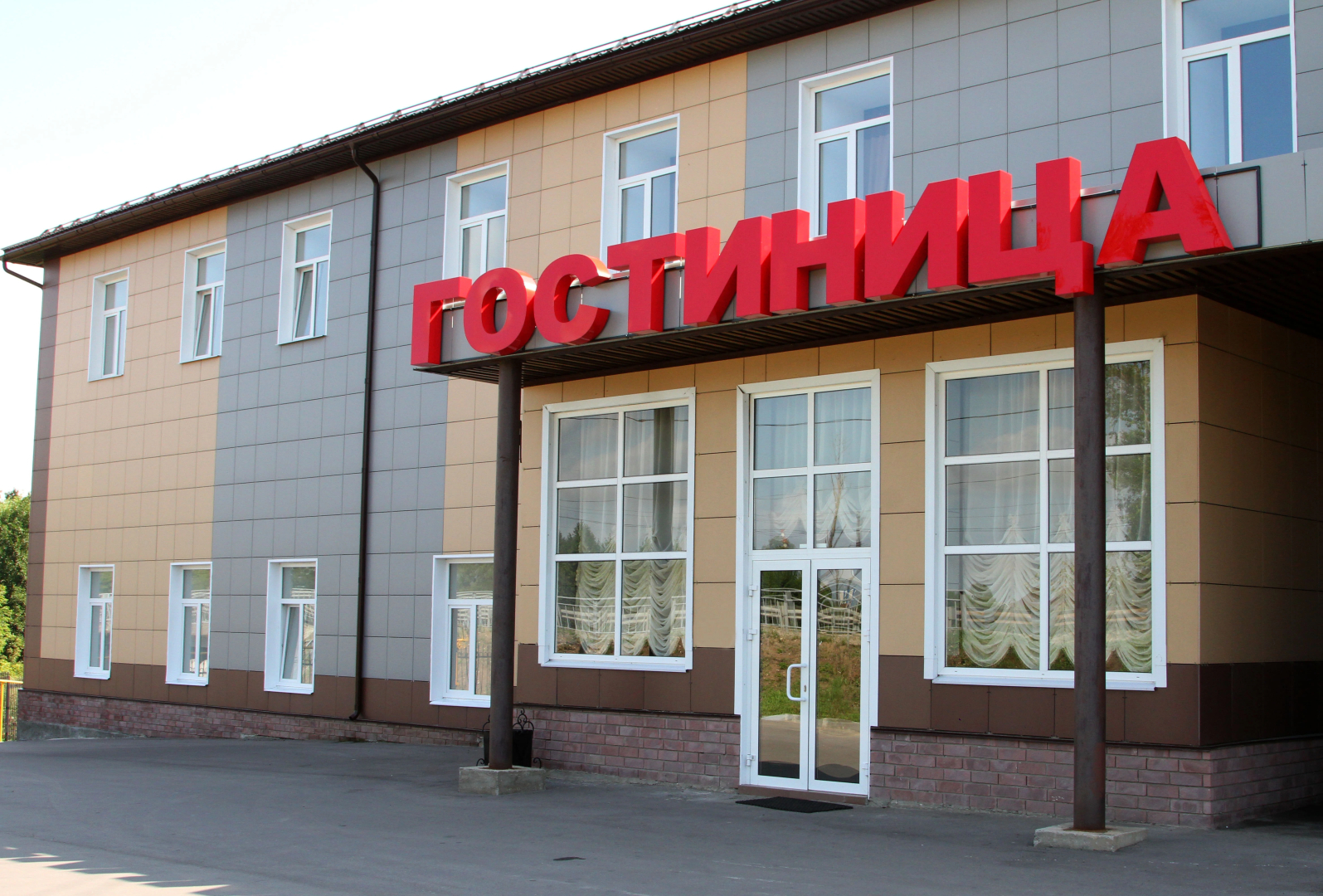 Отель Вернисаж