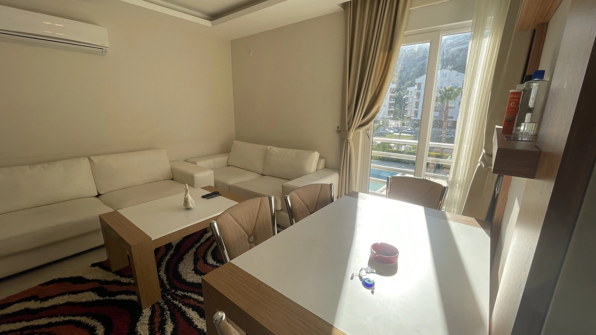 Апартаменты 30 minutes walk to famous Konyaalti Beach 1+1 Suit