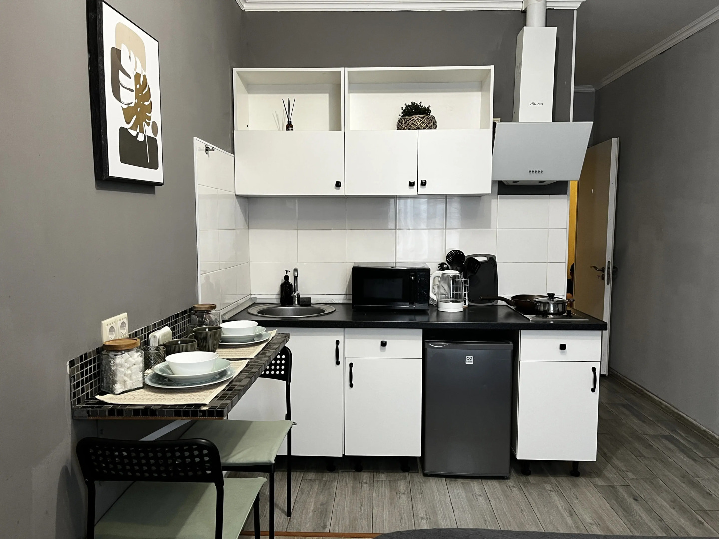 Квартира Милая Студия на Сухановой