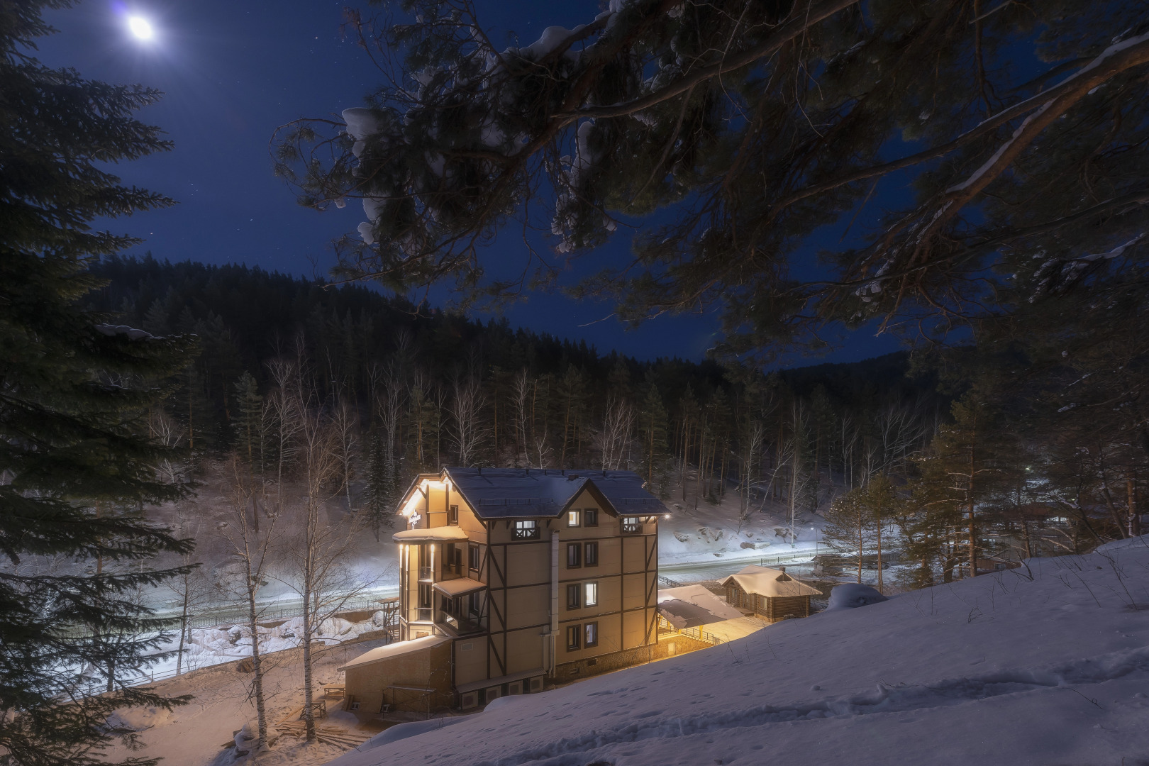 Отель На камушках