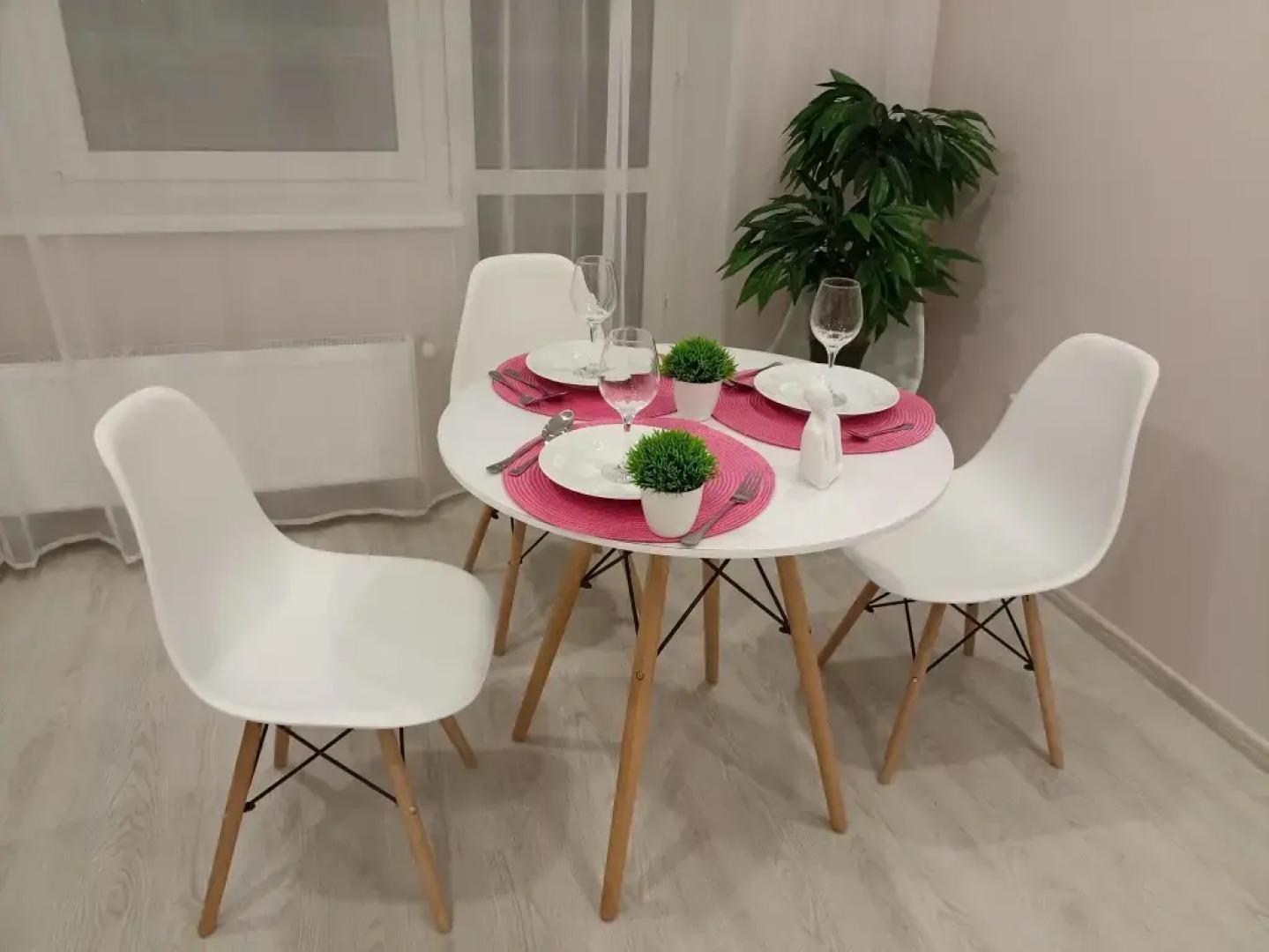 Апартаменты 1-комнатные сети «Все в гости» для 4-х на ул.Кузнецова 97А на 8 этаже