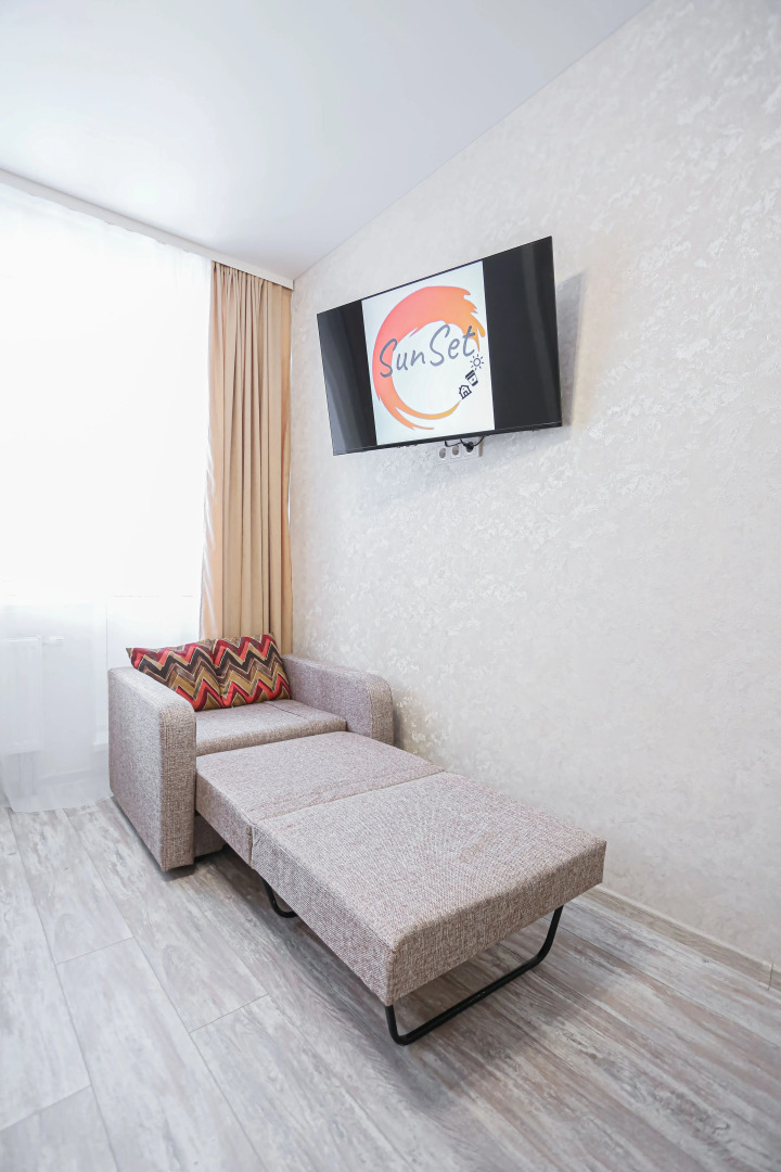 Апартаменты SunSet Радионова 202