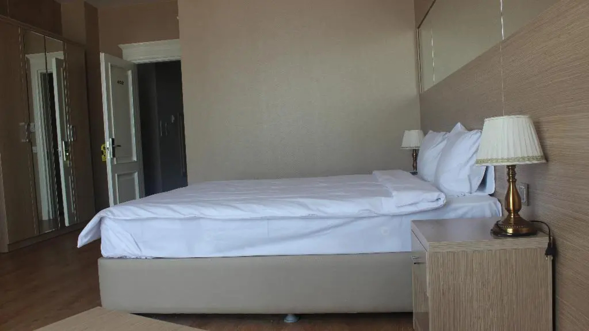 Отель Нобель