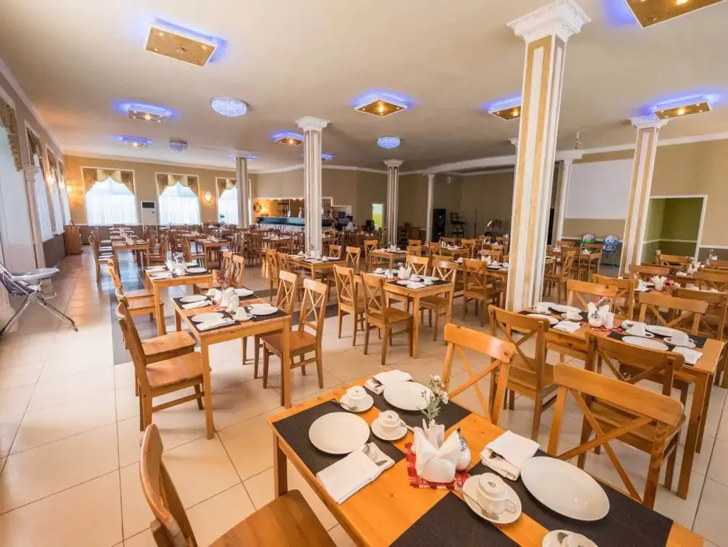 Отель Парус