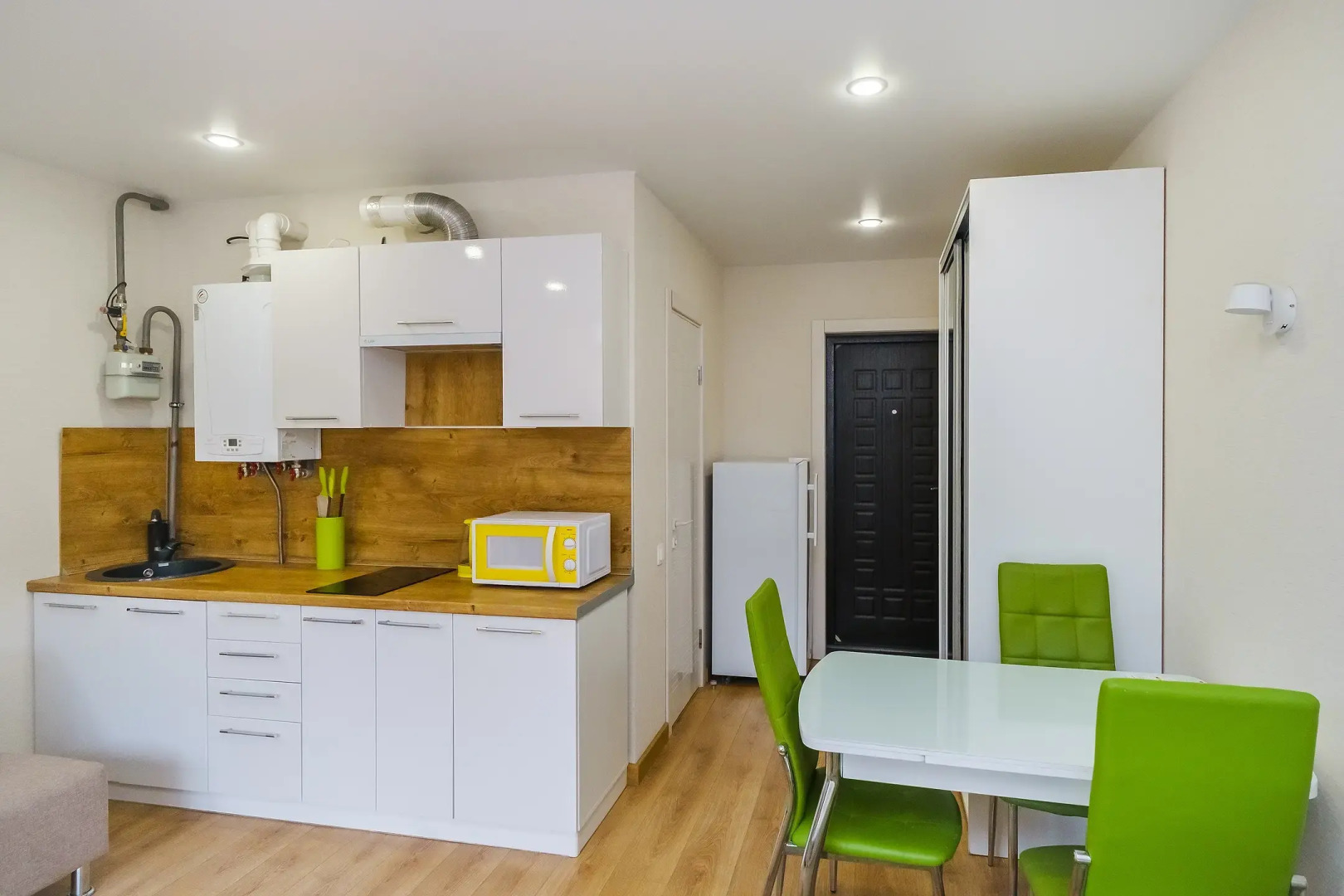 Апартаменты Волжская 83А 1