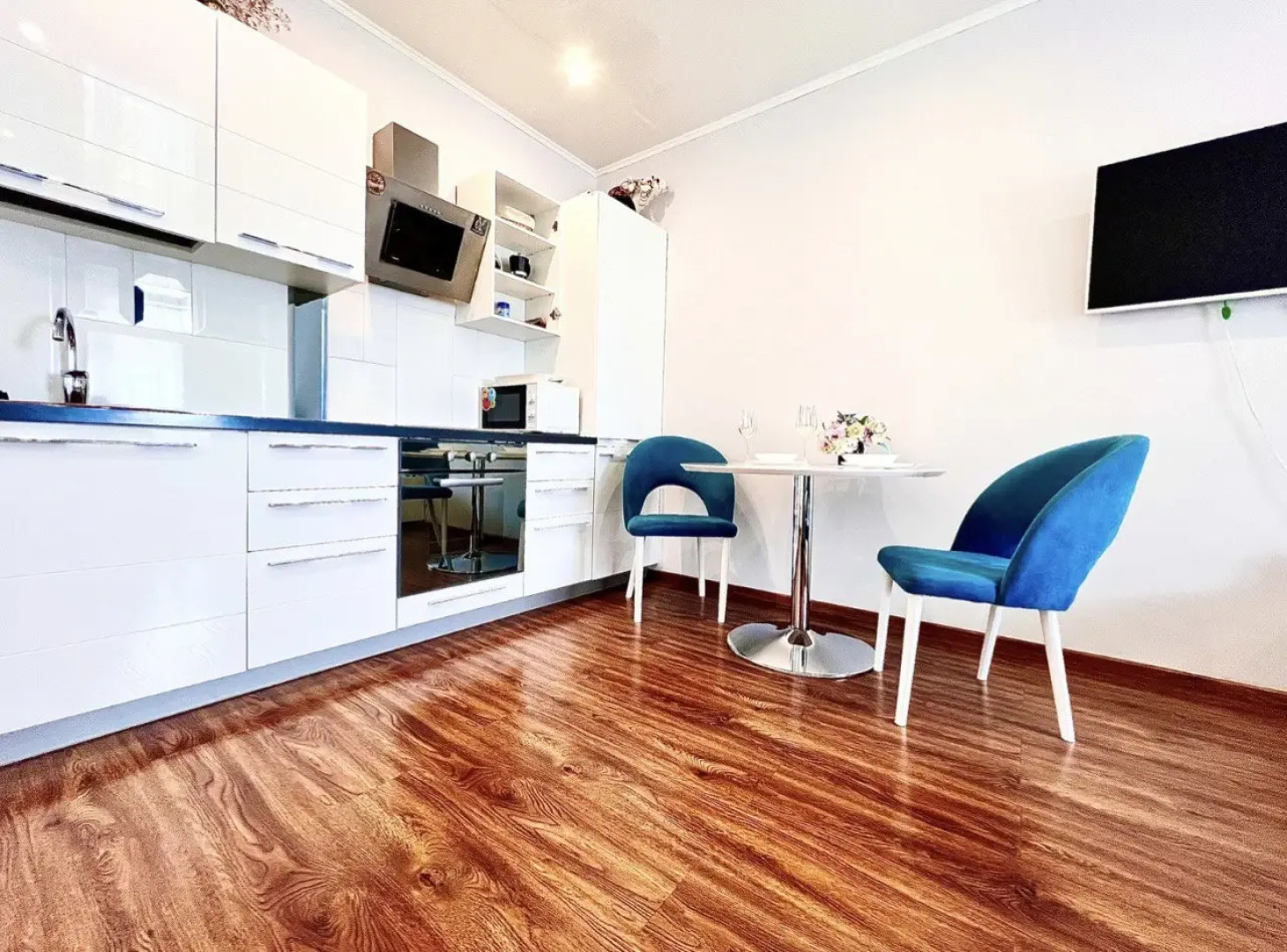 Квартира 2-комнатная, 50 м², 17/19 этаж