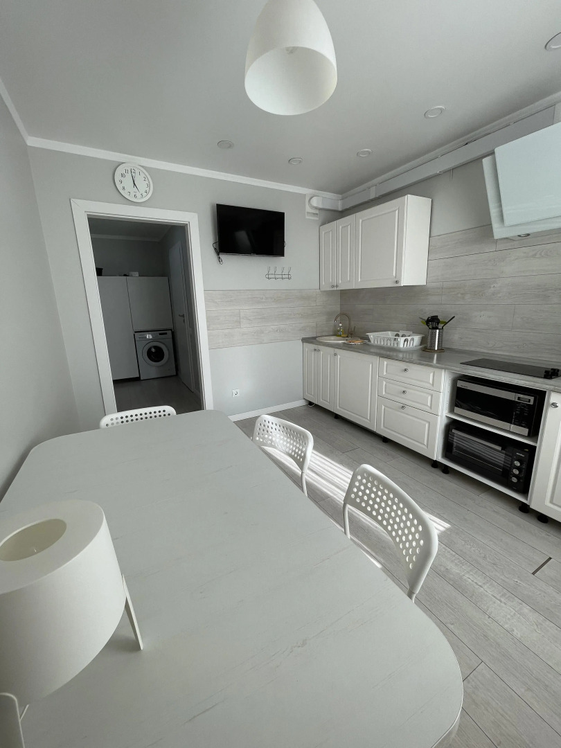 Апартаменты двухкомнатные на 9 апреля 62