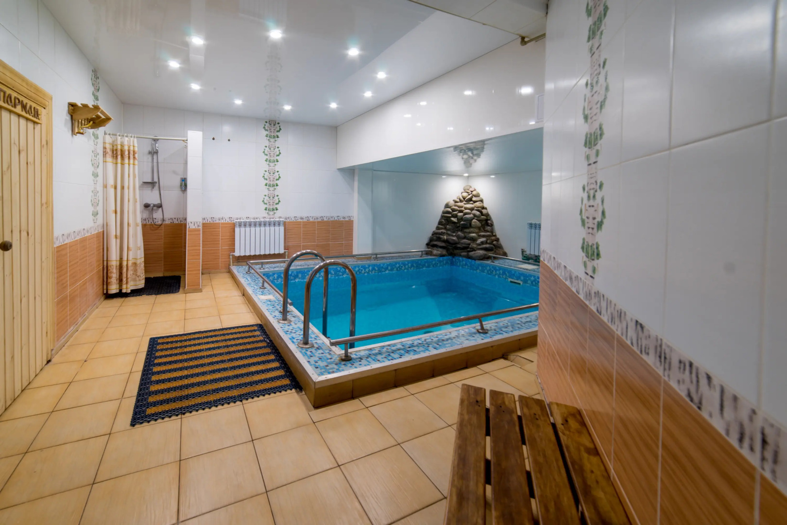 Отель Амакс