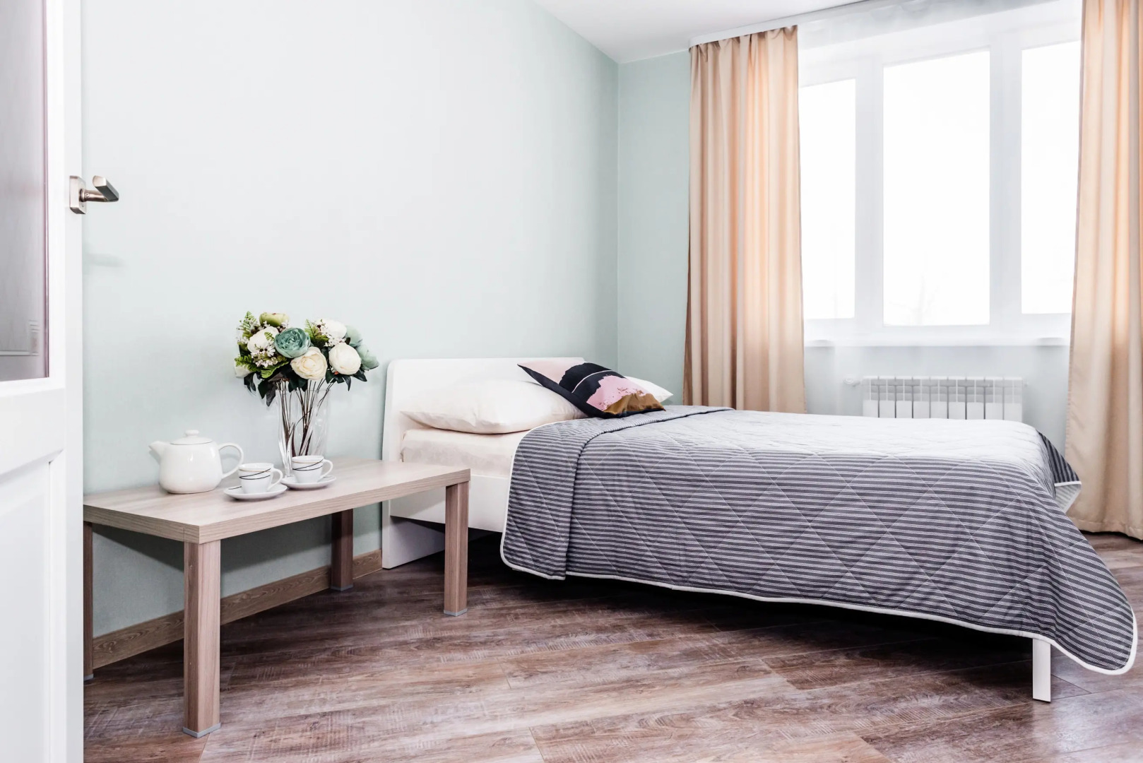 Квартира ApartHause рядом с ЖД-вокзалом и удаленным заездом