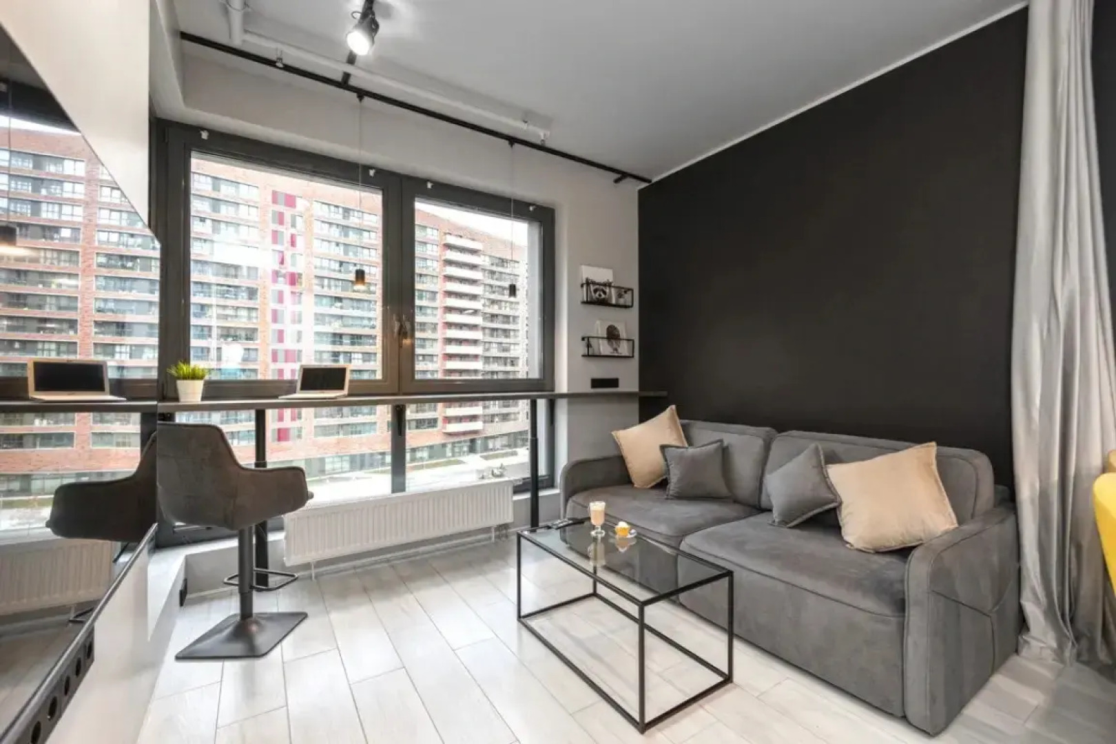 Апартаменты Улучшенные с Балконом Elite Apartments