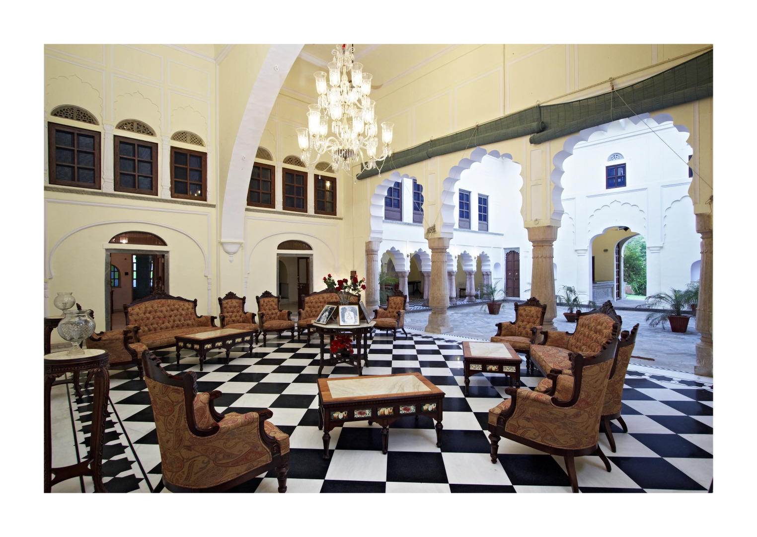 Отель Patan Mahal