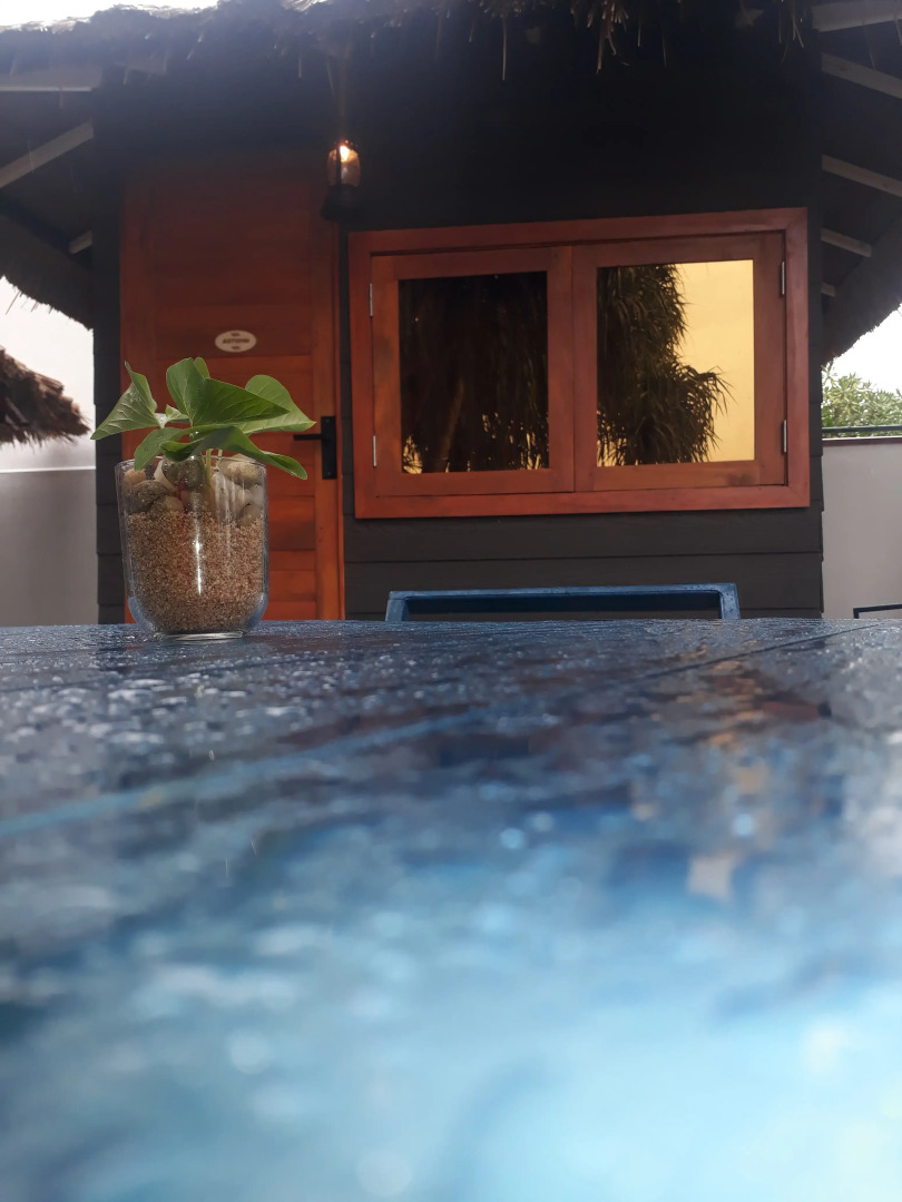 Мини-отель Tomorrowland Beach Villas & Fisherman's Wharf Restaurant