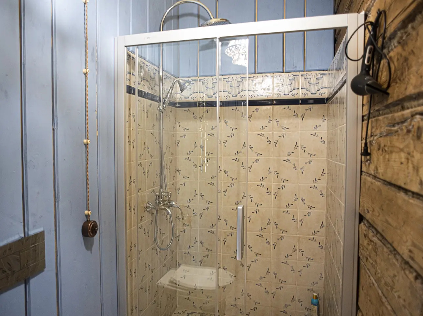 Апартаменты Риза Раёк - старинный дом в центре Суздаля