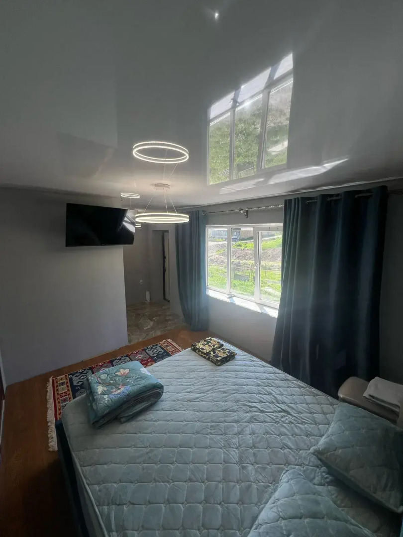 Жилые помещения у водопада Тобот