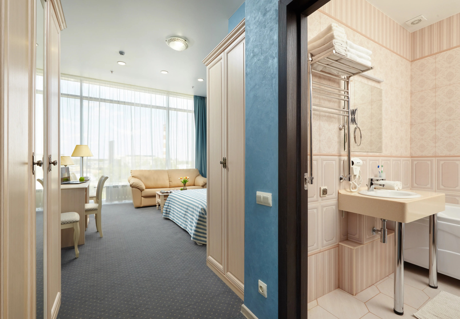 Отель КапитоЛинн