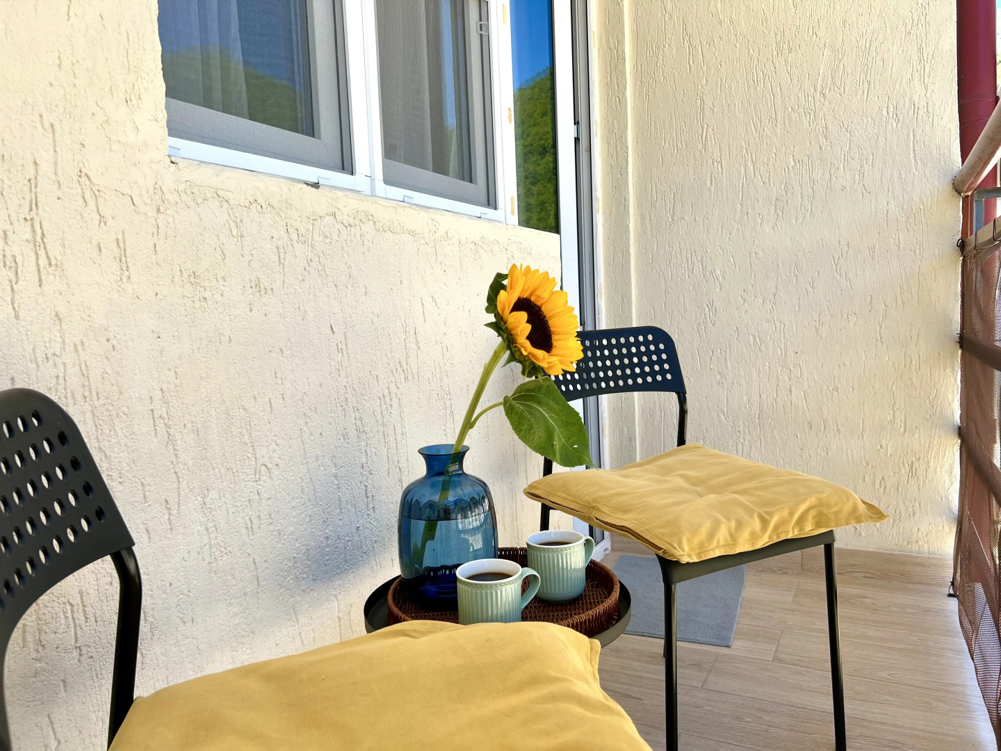 Квартира 65 м удобная для семьи напротив Казино с видом на горы