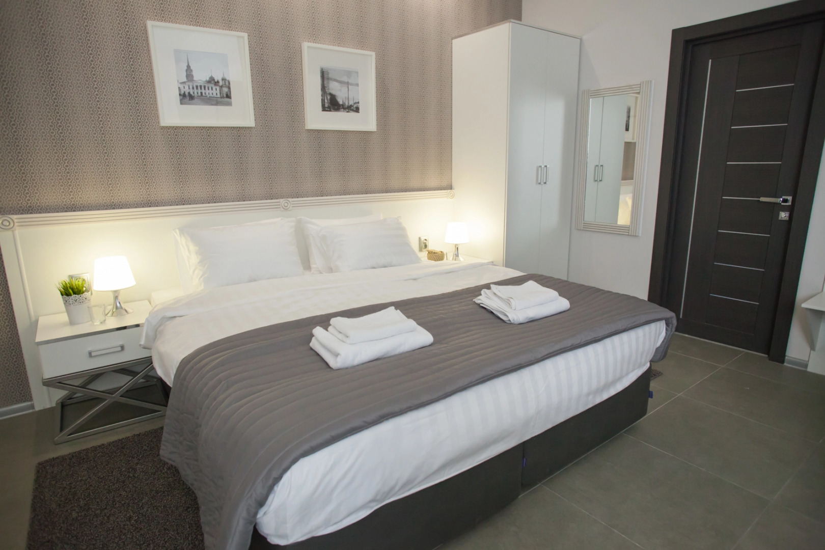 Отель Метро