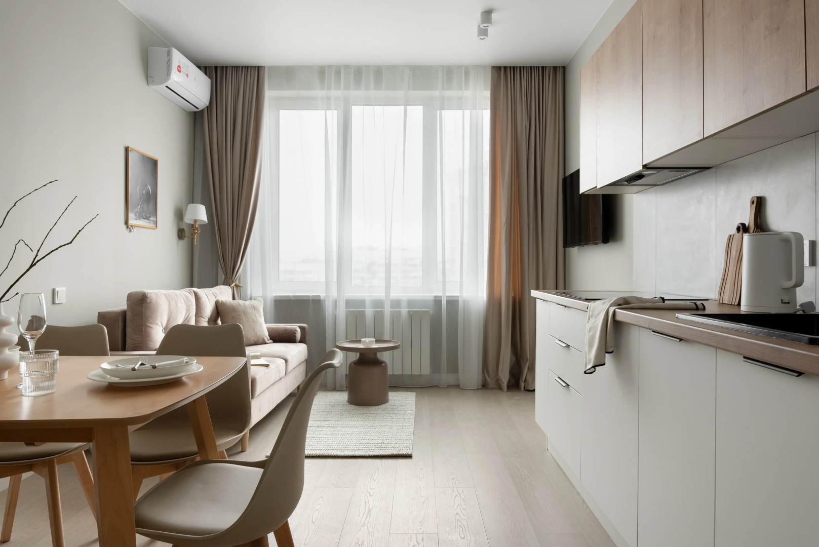 Квартира с видом на реку Смоленку