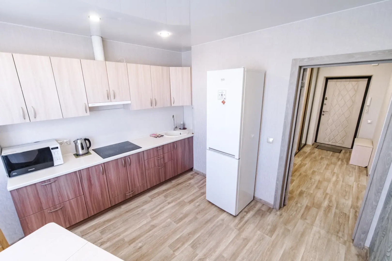 Квартира Зейская 220