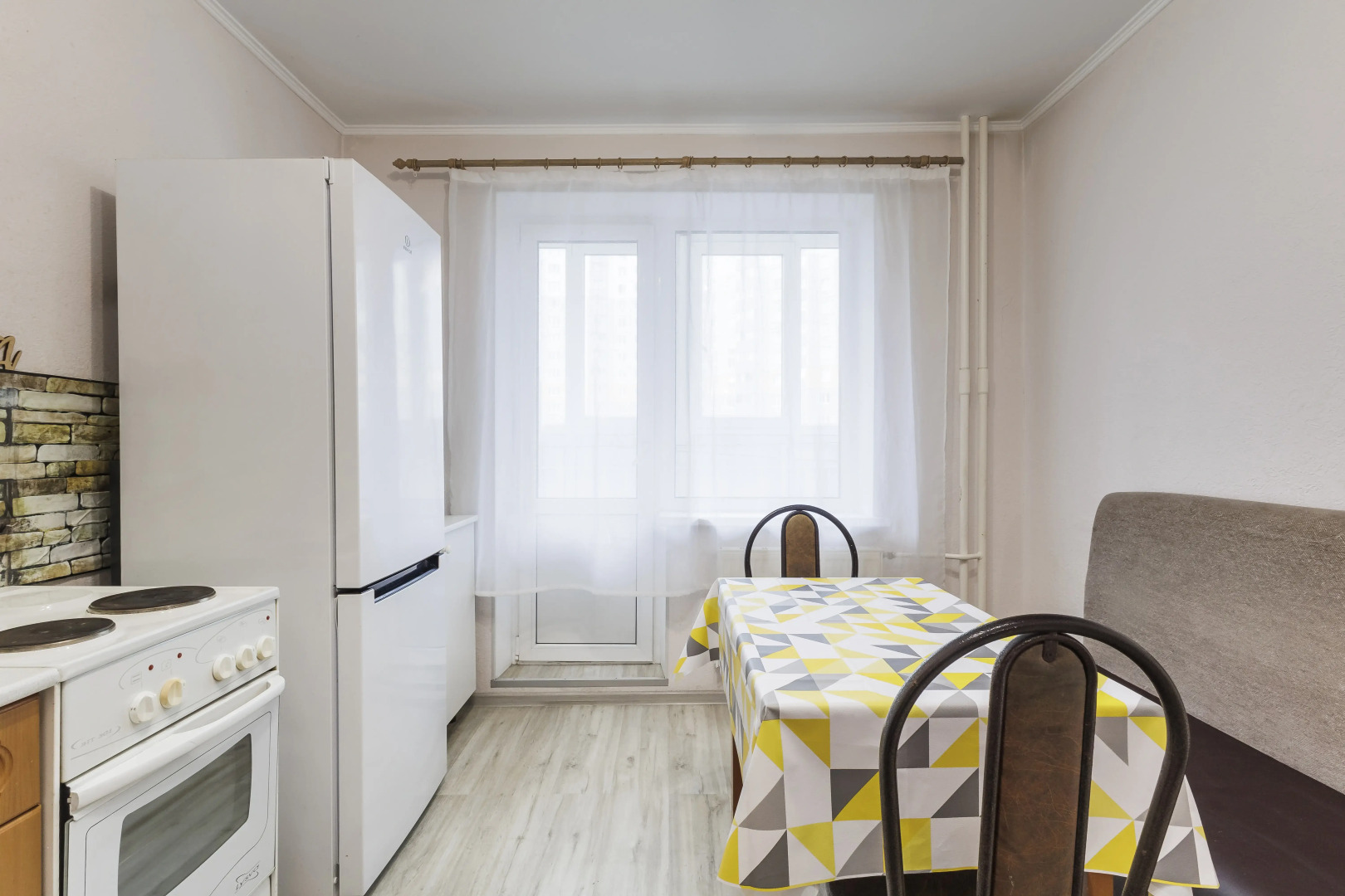 Квартира на Современников