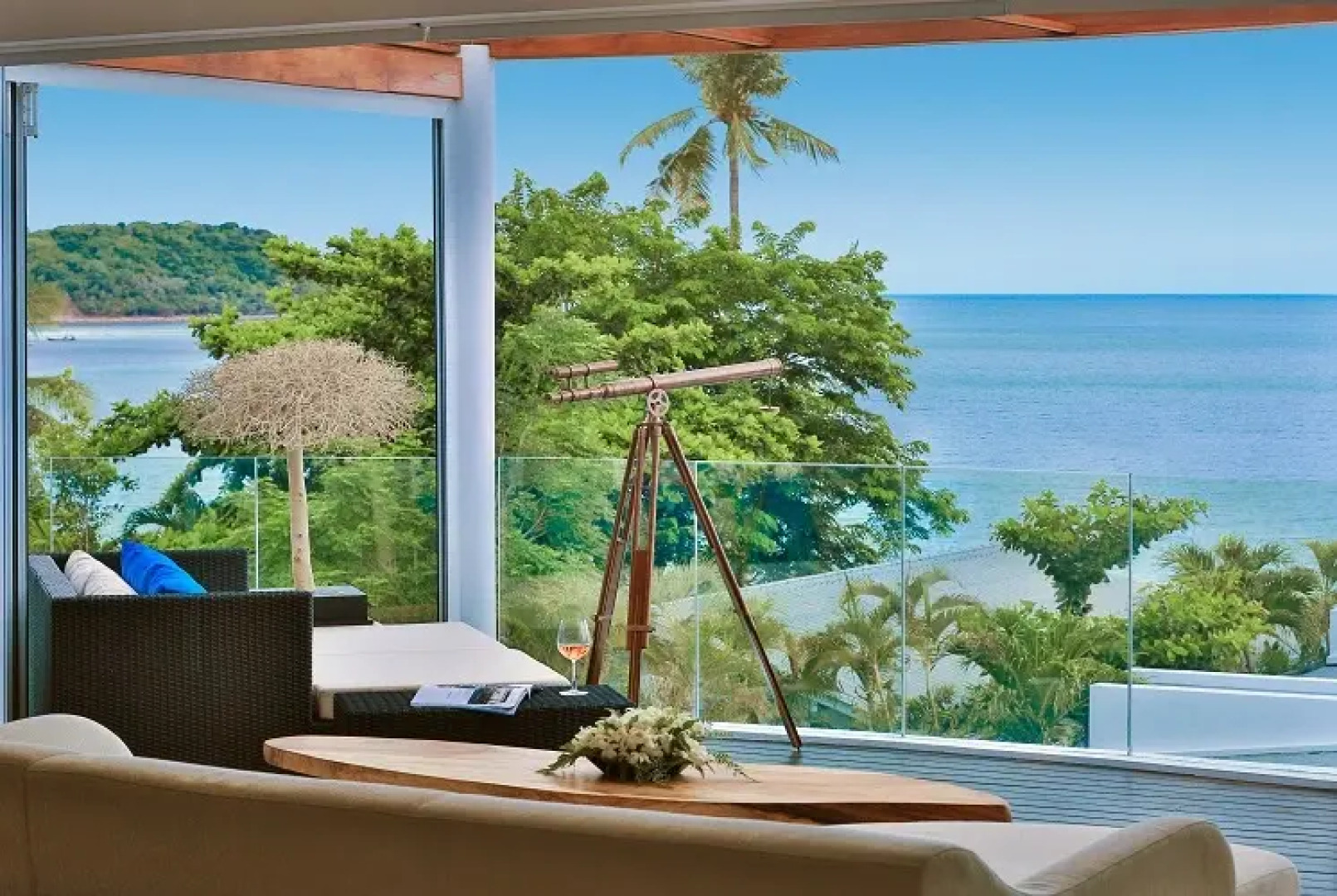 Отель The Privilege Ezra Beach Club