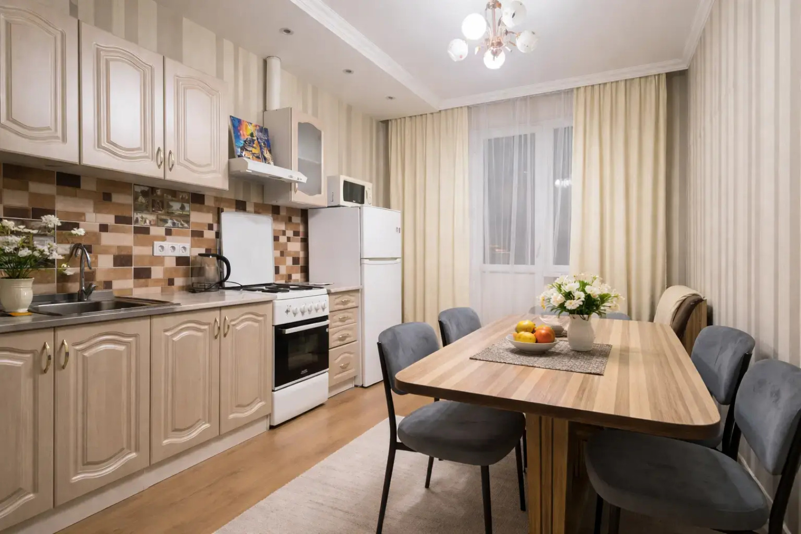 Апартаменты 2-х комн с 2-мя кроватями и 2мя санузлами в центре