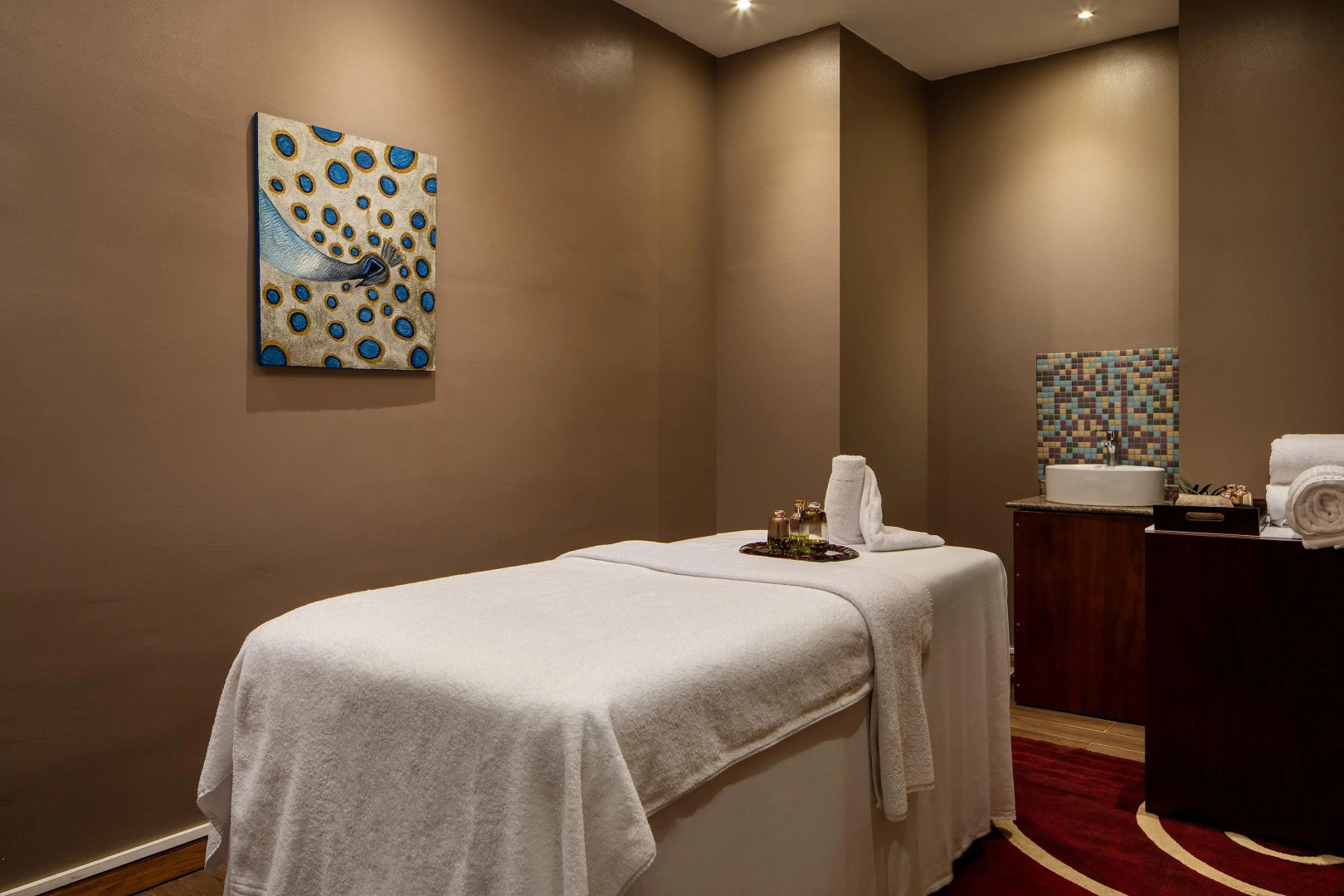 Отель Sheraton Kampala