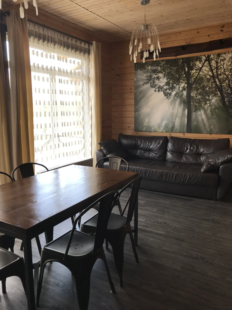 Шестиместные апартаменты с двумя отдельными спальнями | СОЛНЕЧНАЯ ДОЛИНА