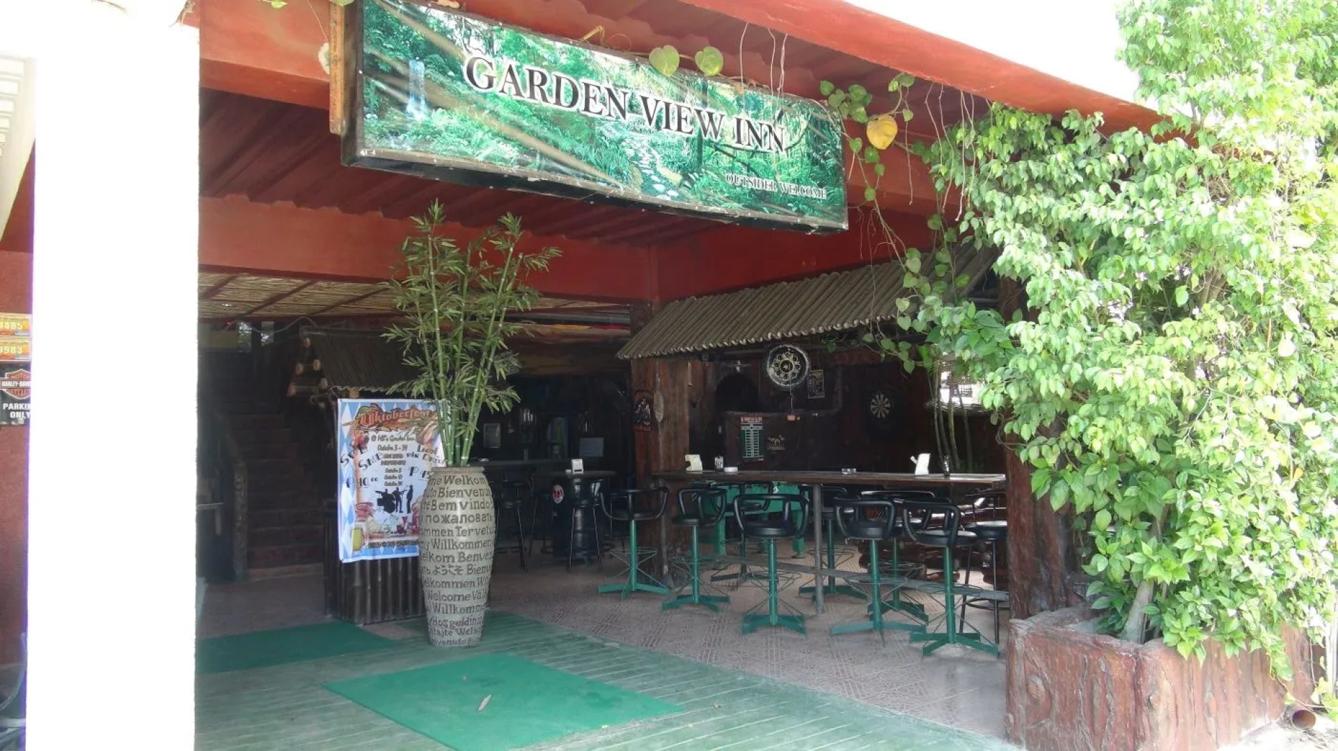 Отель MB's Garden Inn