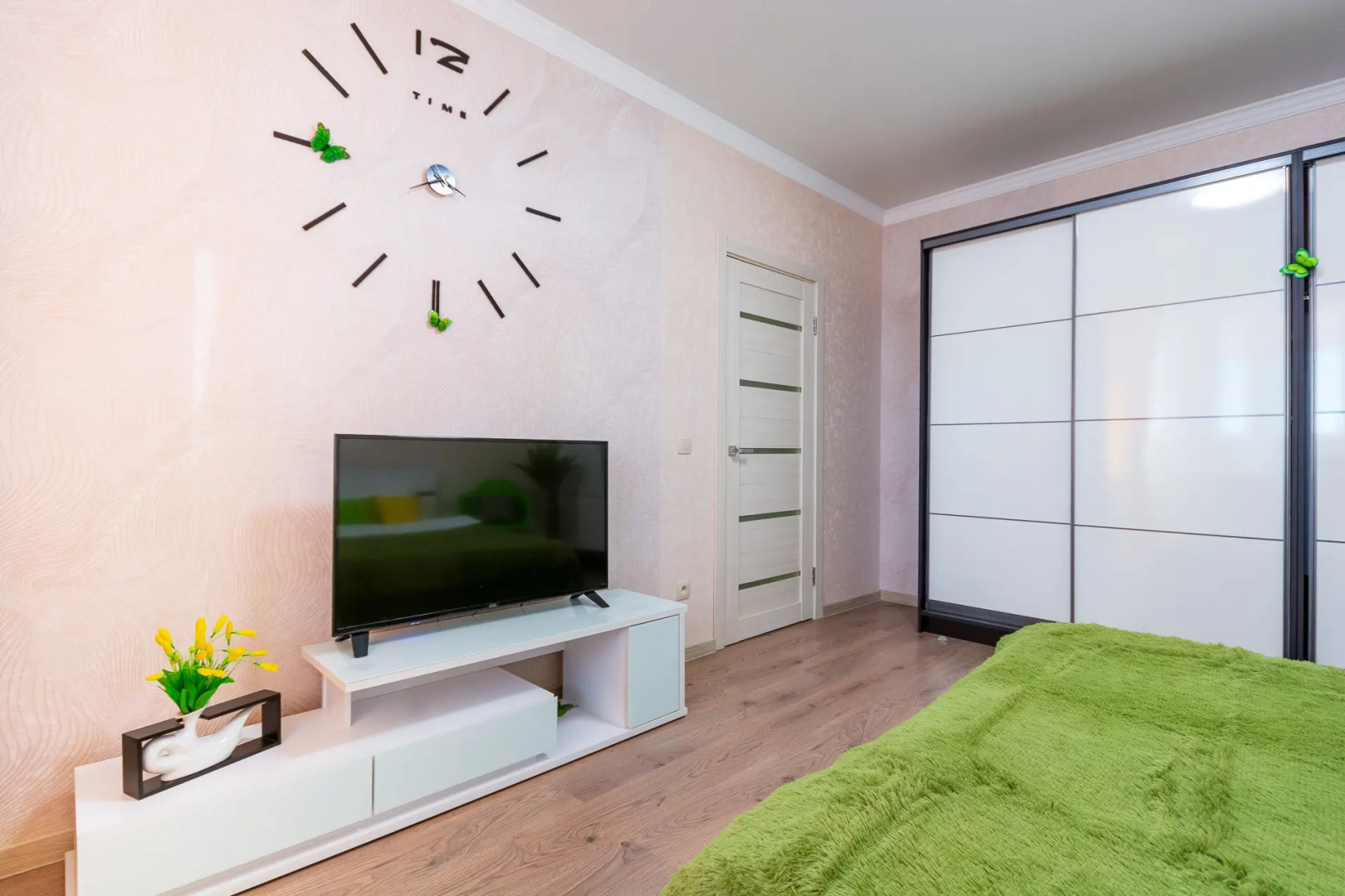 Квартира "Солнечный остров" у Сафари парка. Сеть Мята