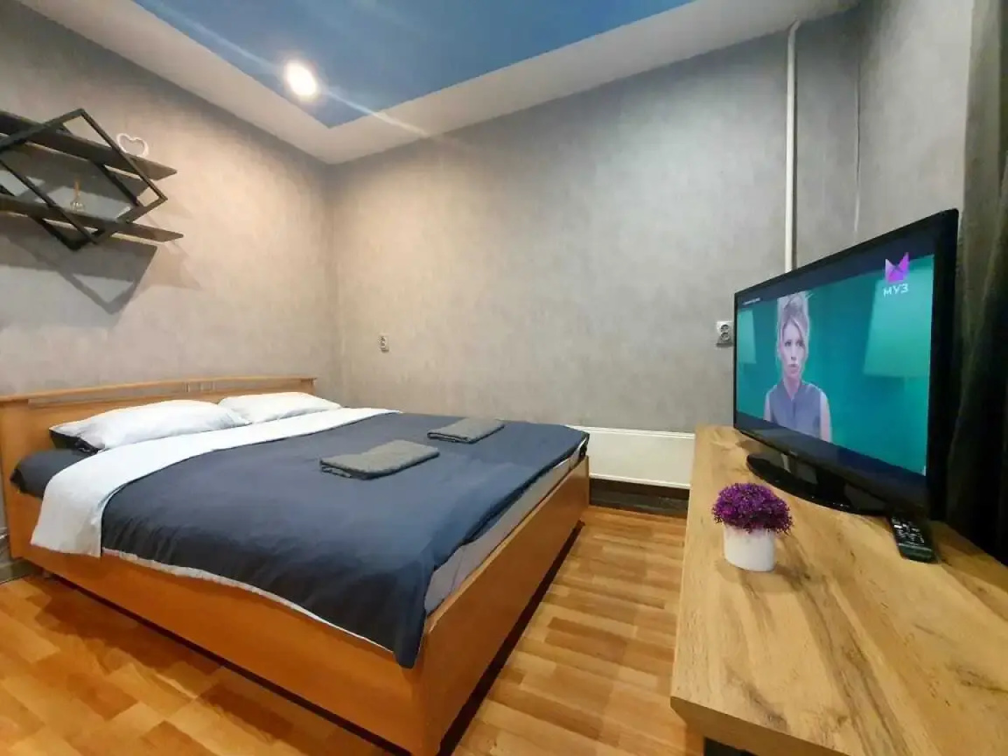 Квартира на Комарова 1