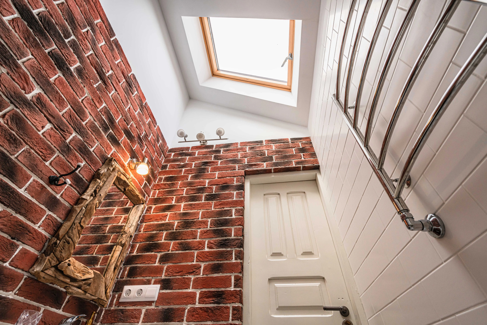 Квартира Трехкомнатная Московская 12