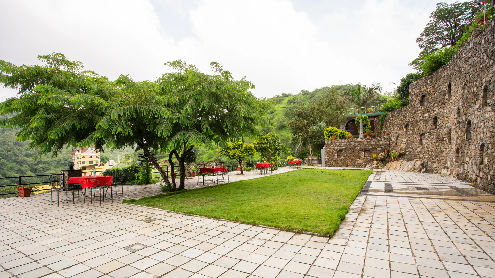 Отель Tiger Valley Luxury Resort Kumbhalgarh