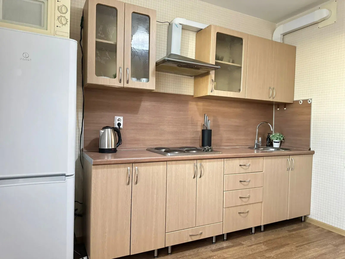 Квартира Большая 3 ком на 7 спальных мест рядом с воен.Академией