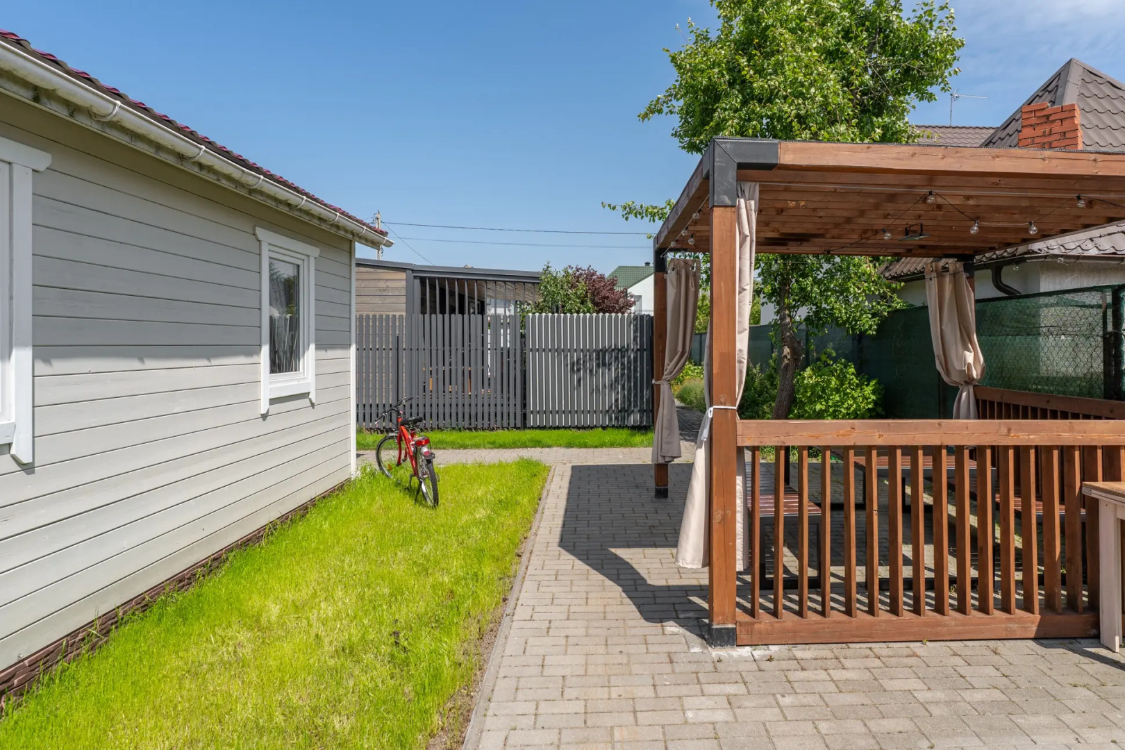 Частный дом у моря