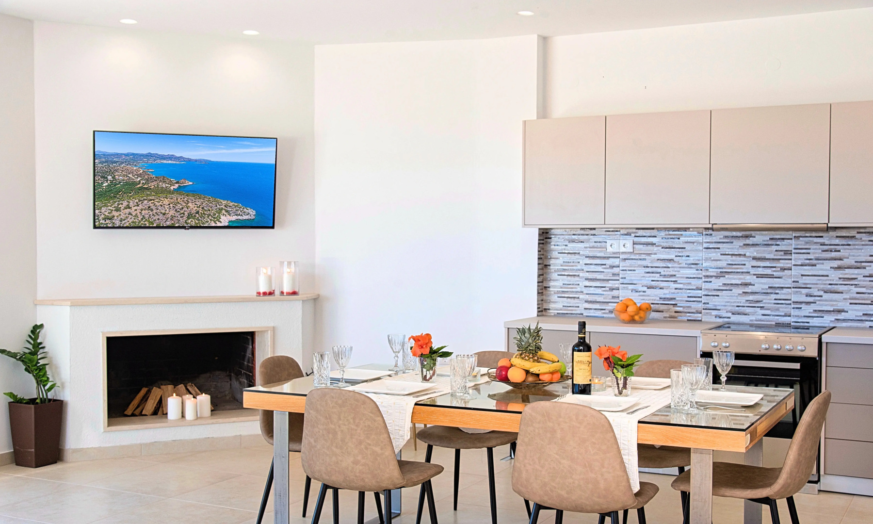 Вилла Canes Heated Pool