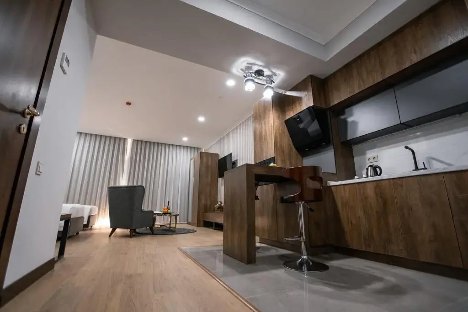 Отель Krokus Plaza