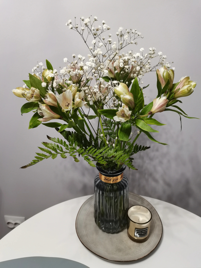 Апартаменты Еsenia Home - White Horce