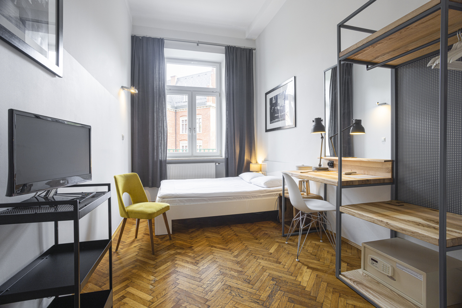 Мини-Отель NOVUMHOUSE - Straszewskiego