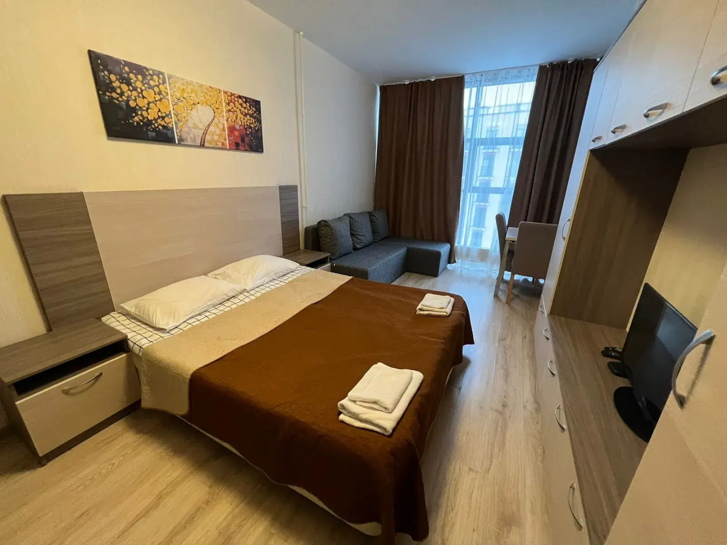 Апартаменты Neon Apart House 1