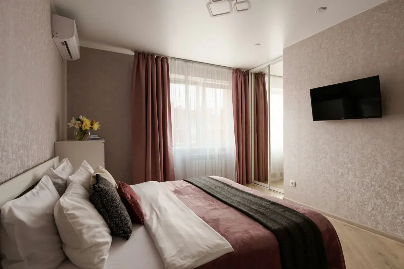 Квартира двухкомнатная в современном ЖК Новая Самара