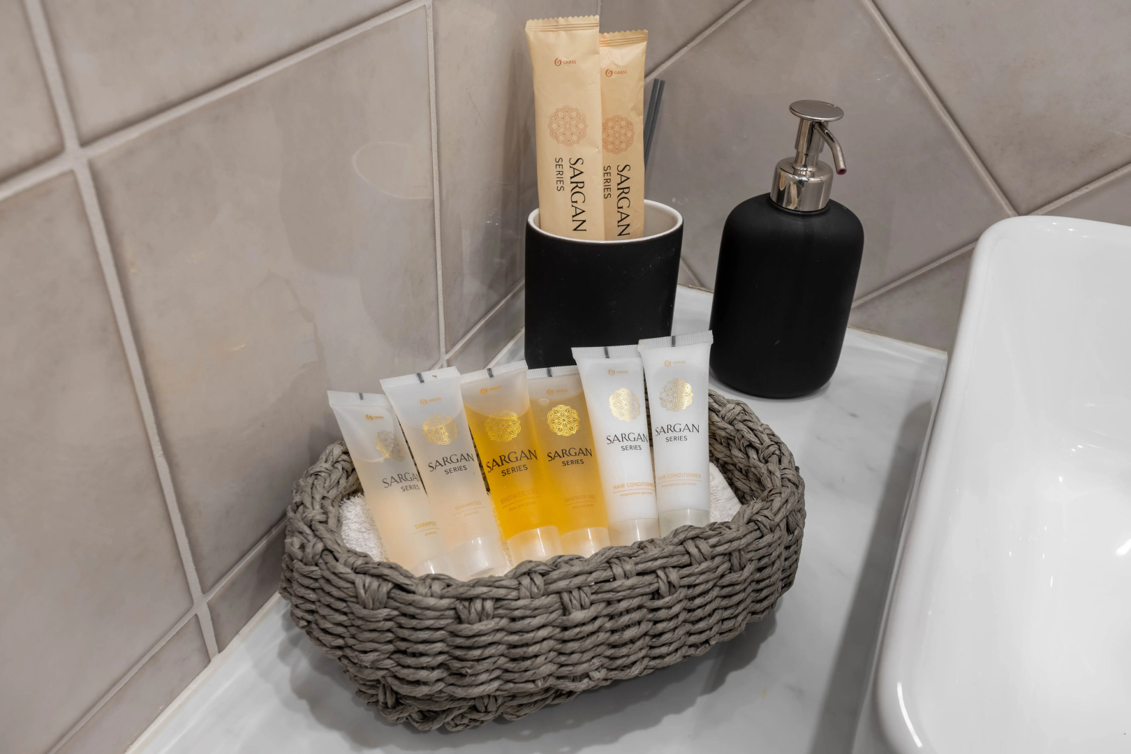 Апартаменты Скайлайт на Свечном